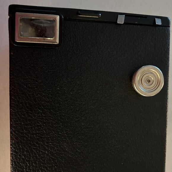 EASTMAN KOKAK BROWNIE TARGET Six-16 Camera - Picture 8 of 9